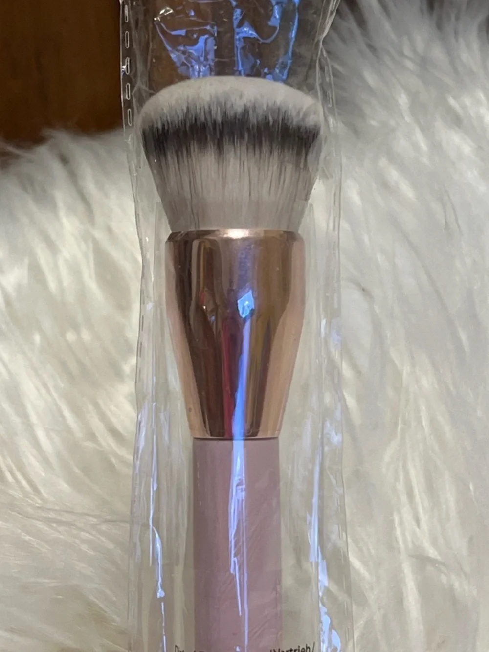 DOLL10 vegan Pink Dense Buffing Brush with Rose Gold Ferrule